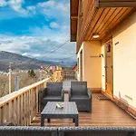 Nyaraló Le Panoramique Jaccuzi Parking Vue Montagne *