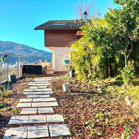 Semesterbostad Le Chalet Panoramique Jaccuzi Parking Vue Montagne *