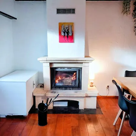 Le Chalet Panoramique Jaccuzi Parking Vue Montagne Semesterbostad