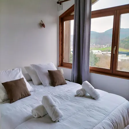 Semesterbostad Le Chalet Panoramique Jaccuzi Parking Vue Montagne