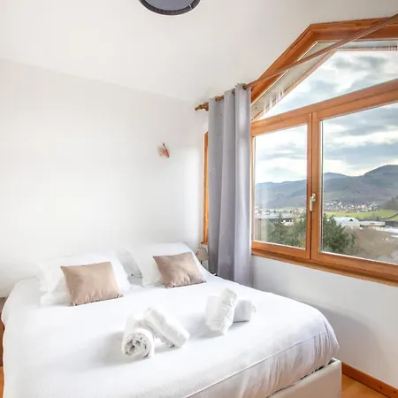 Le Panoramique Jaccuzi Parking Vue Montagne Holiday home