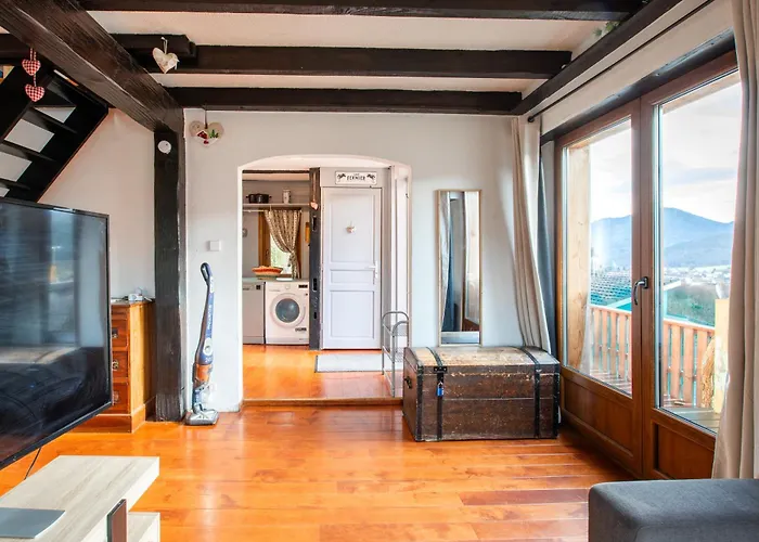 Holiday home Le Panoramique Jaccuzi Parking Vue Montagne *