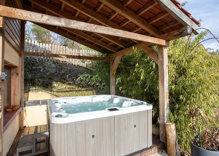 Le Panoramique Jaccuzi Parking Vue Montagne Holiday home