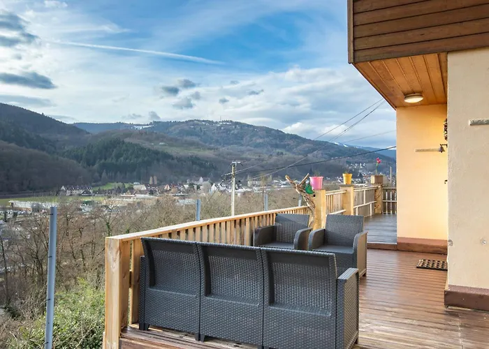 Le Panoramique Jaccuzi Parking Vue Montagne Holiday home